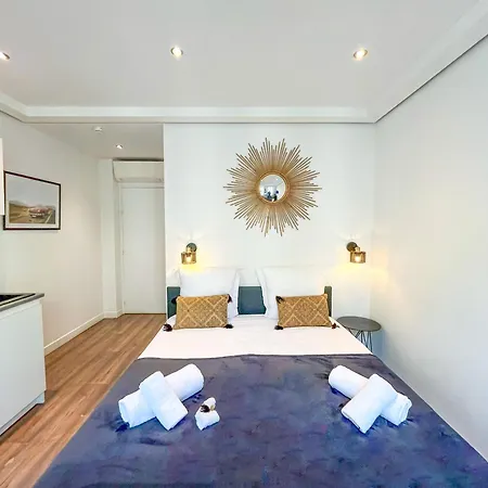 Urbanflat 205 - Beautiful In The Center Of Parigi